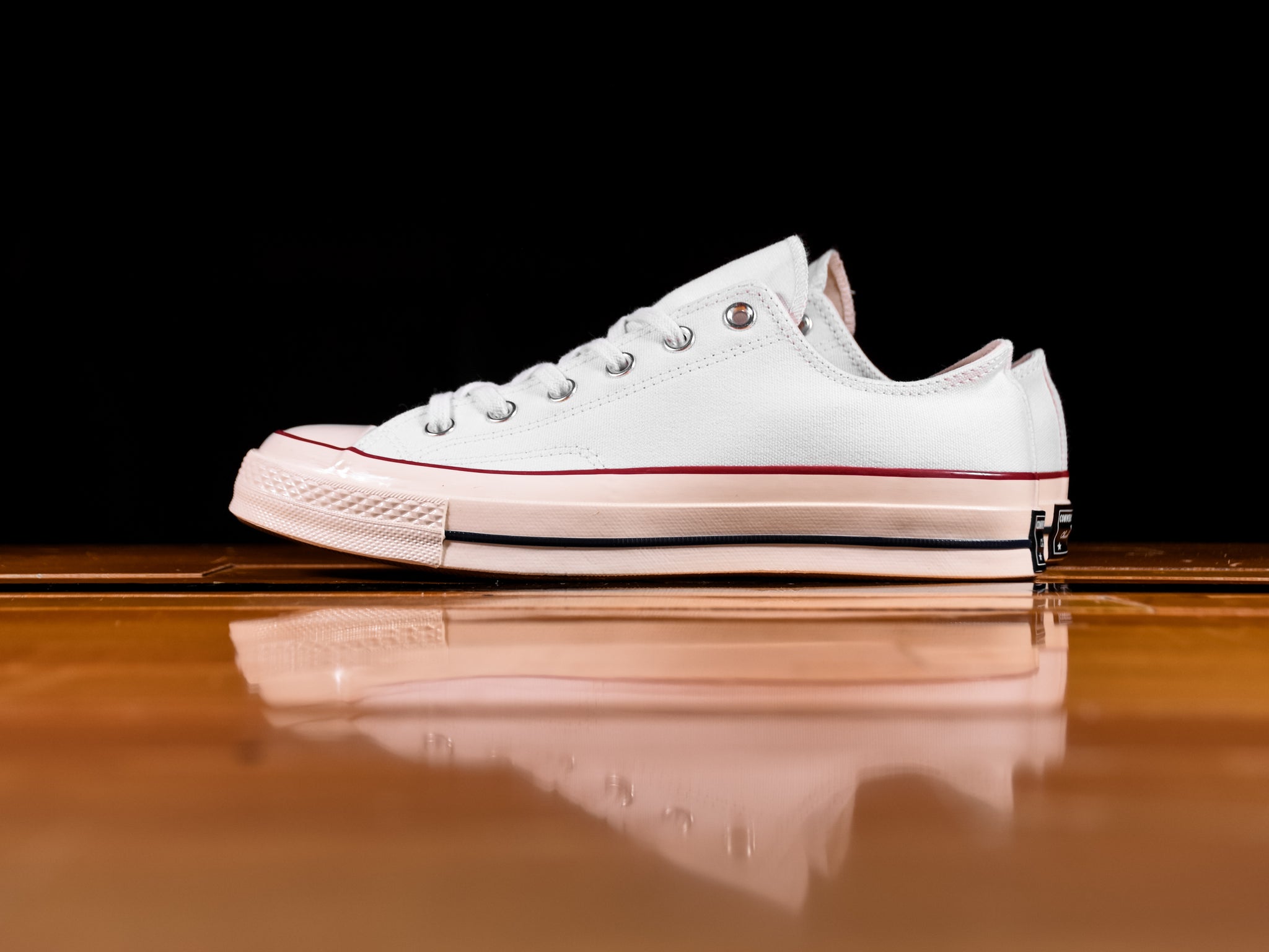 chuck 70 low top white