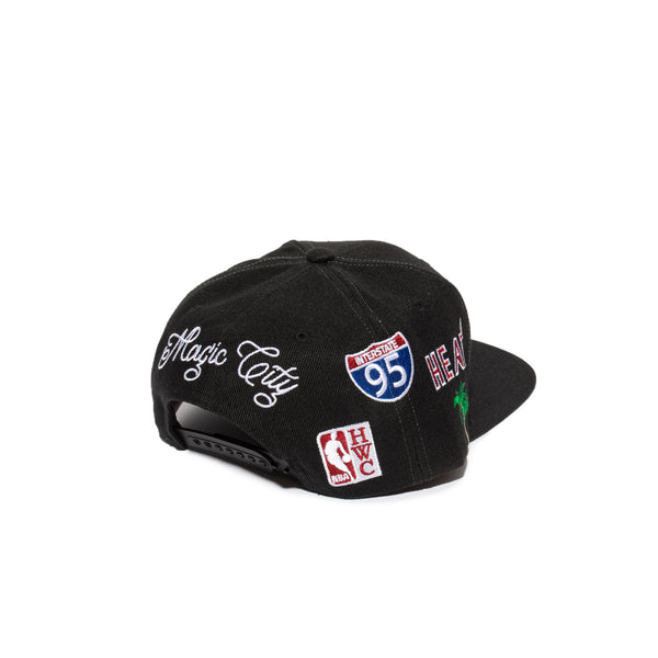 MITCHELL AND NESS Logo History Fitted HWC Houston Rockets Snapback