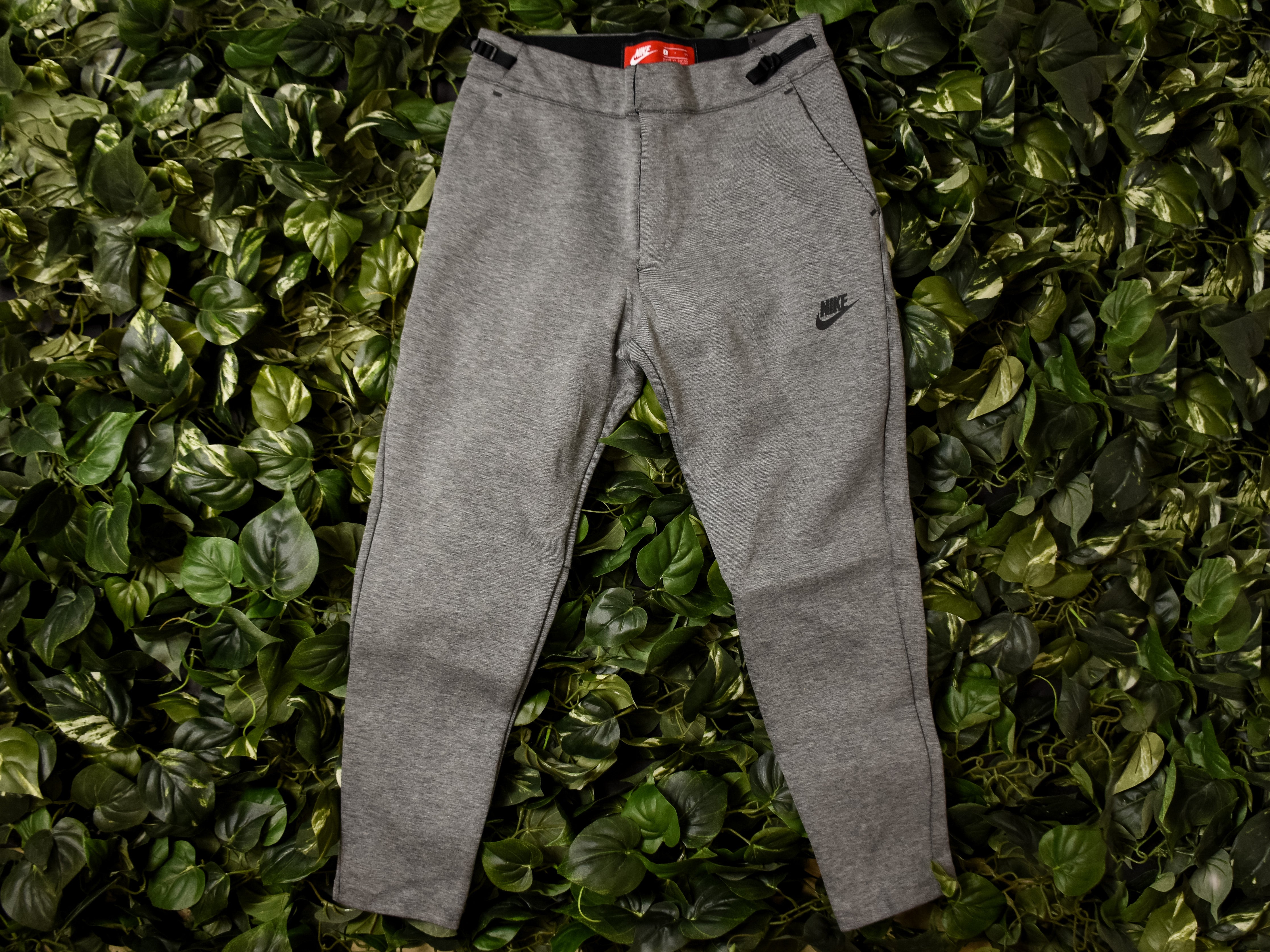 nike cropped joggers mens