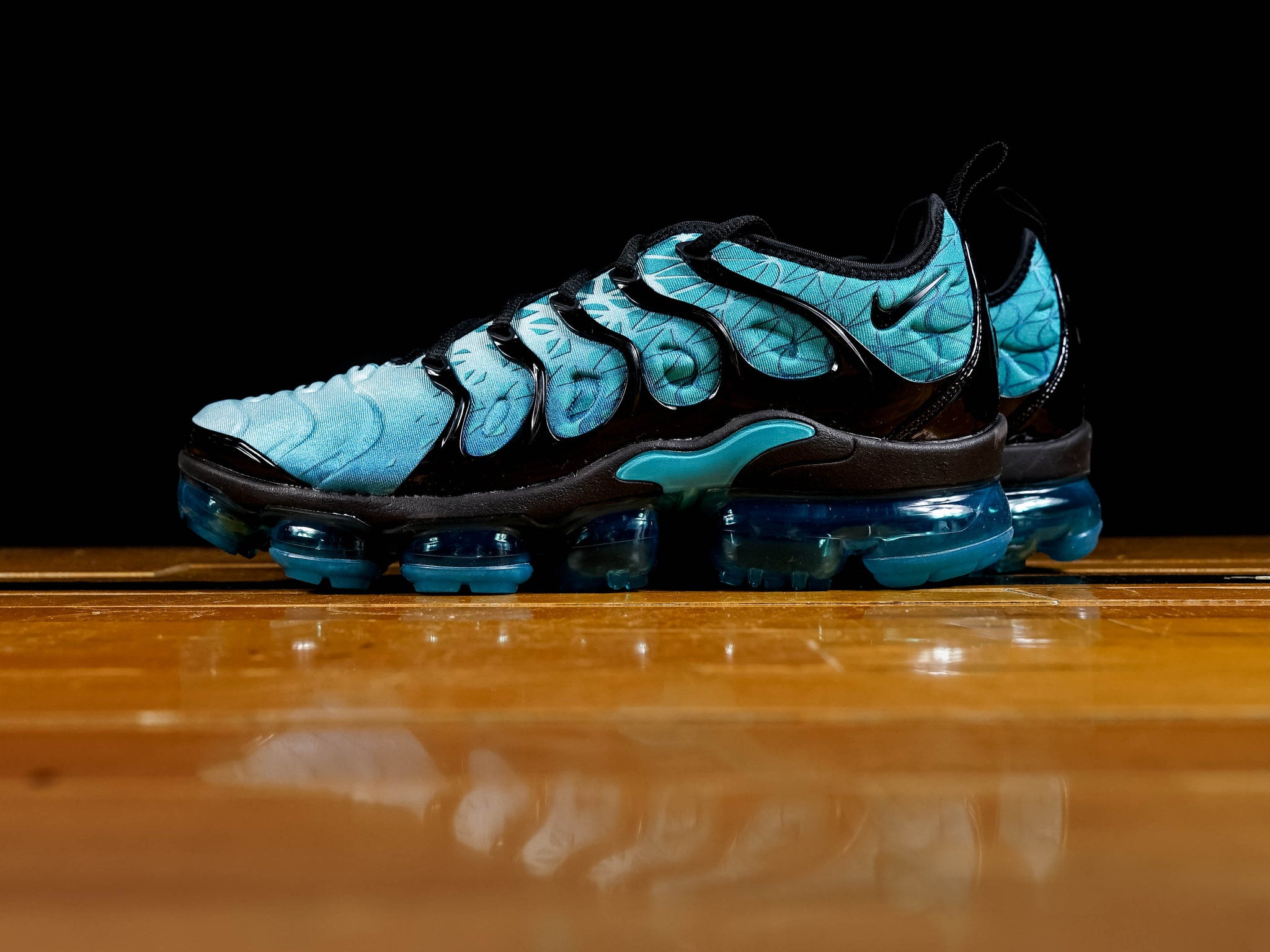 Nike Leisure Shoes Men s Sale Nike Air VaporMax Plus