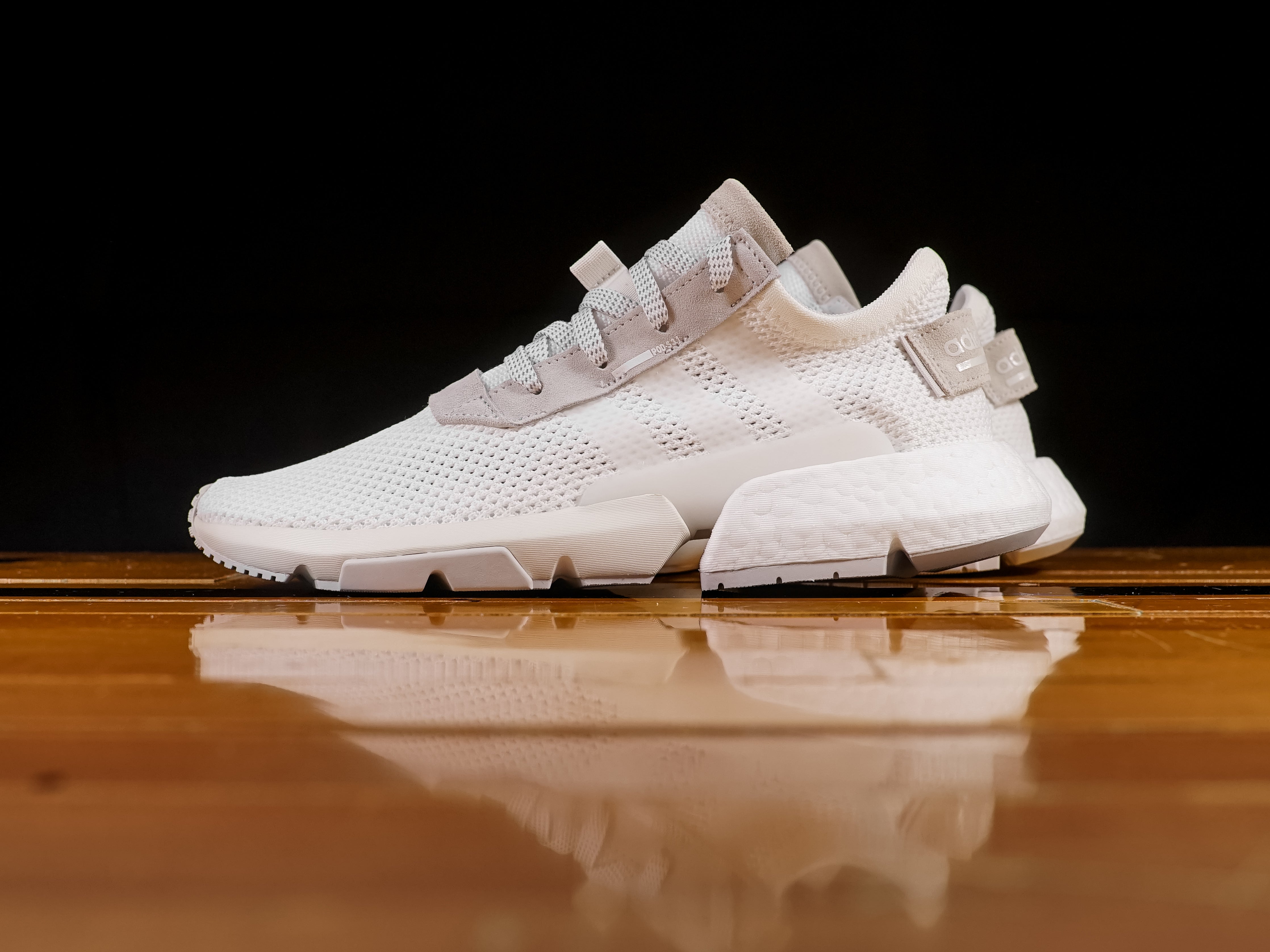 pod triple white