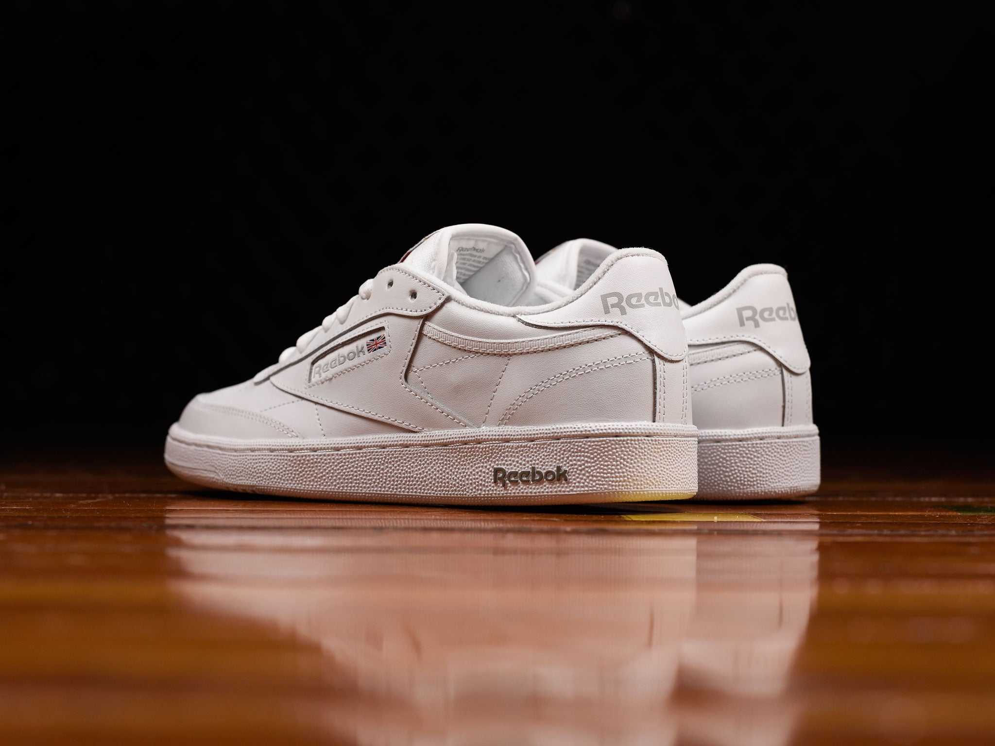 reebok club c leather trainers in white ar0455