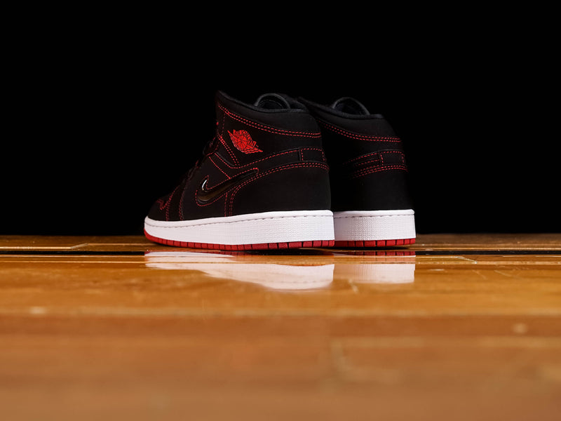 jordan 1 mid fearless gs