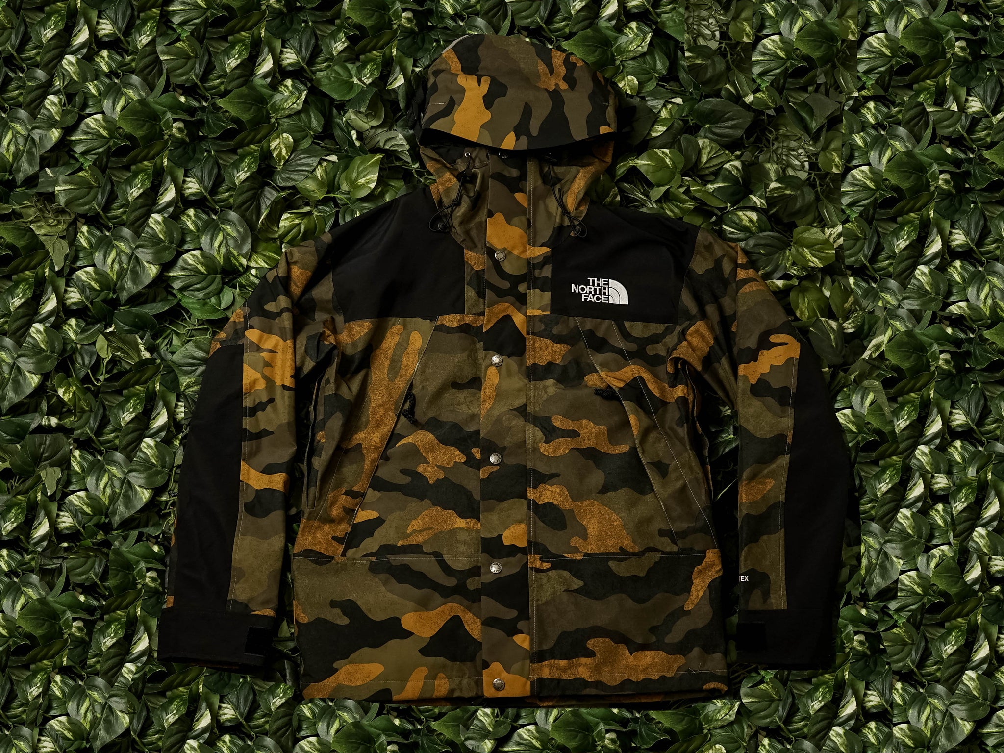 north face 1990 mountain jacket camo