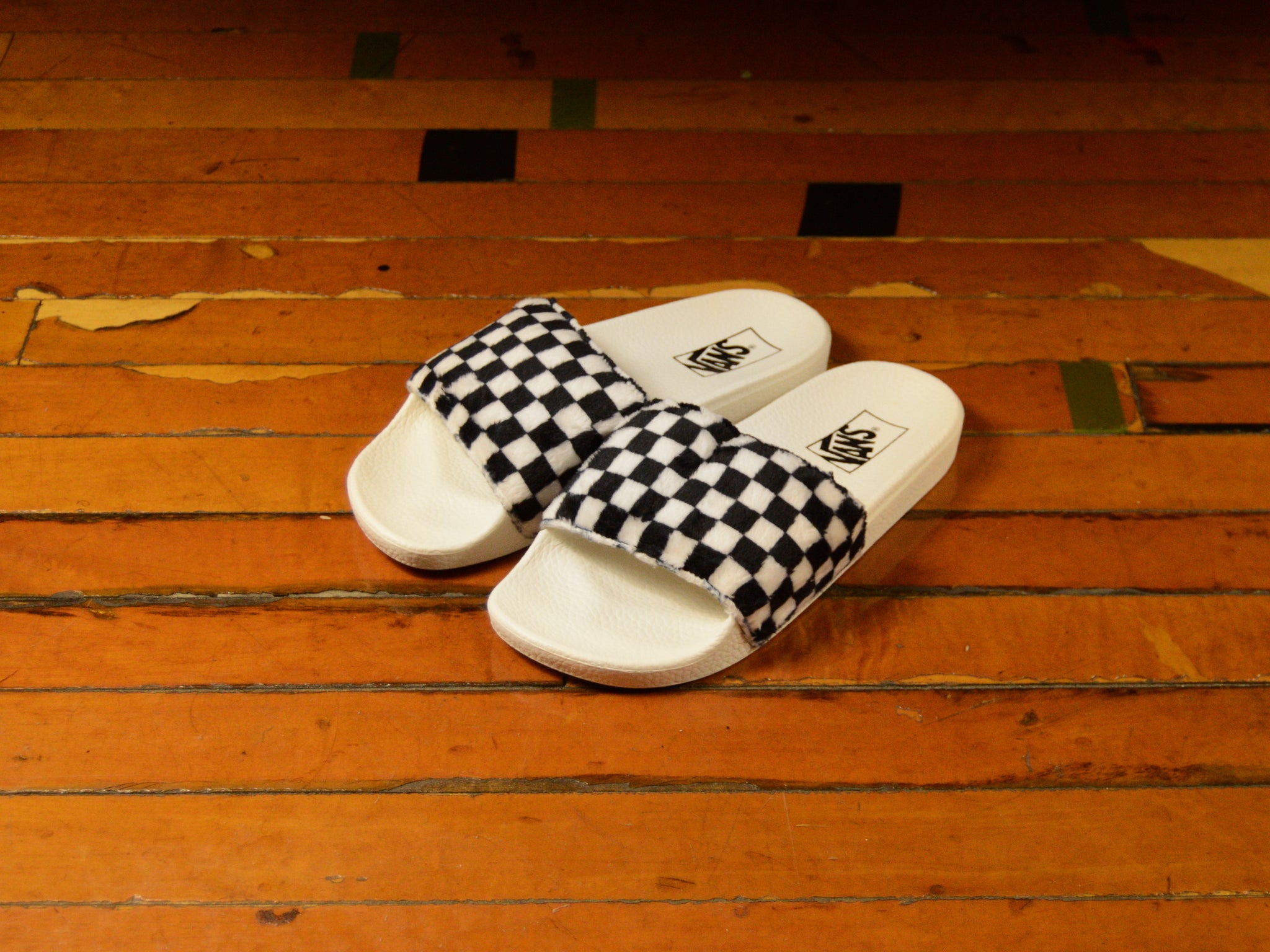 sherpa vans slides