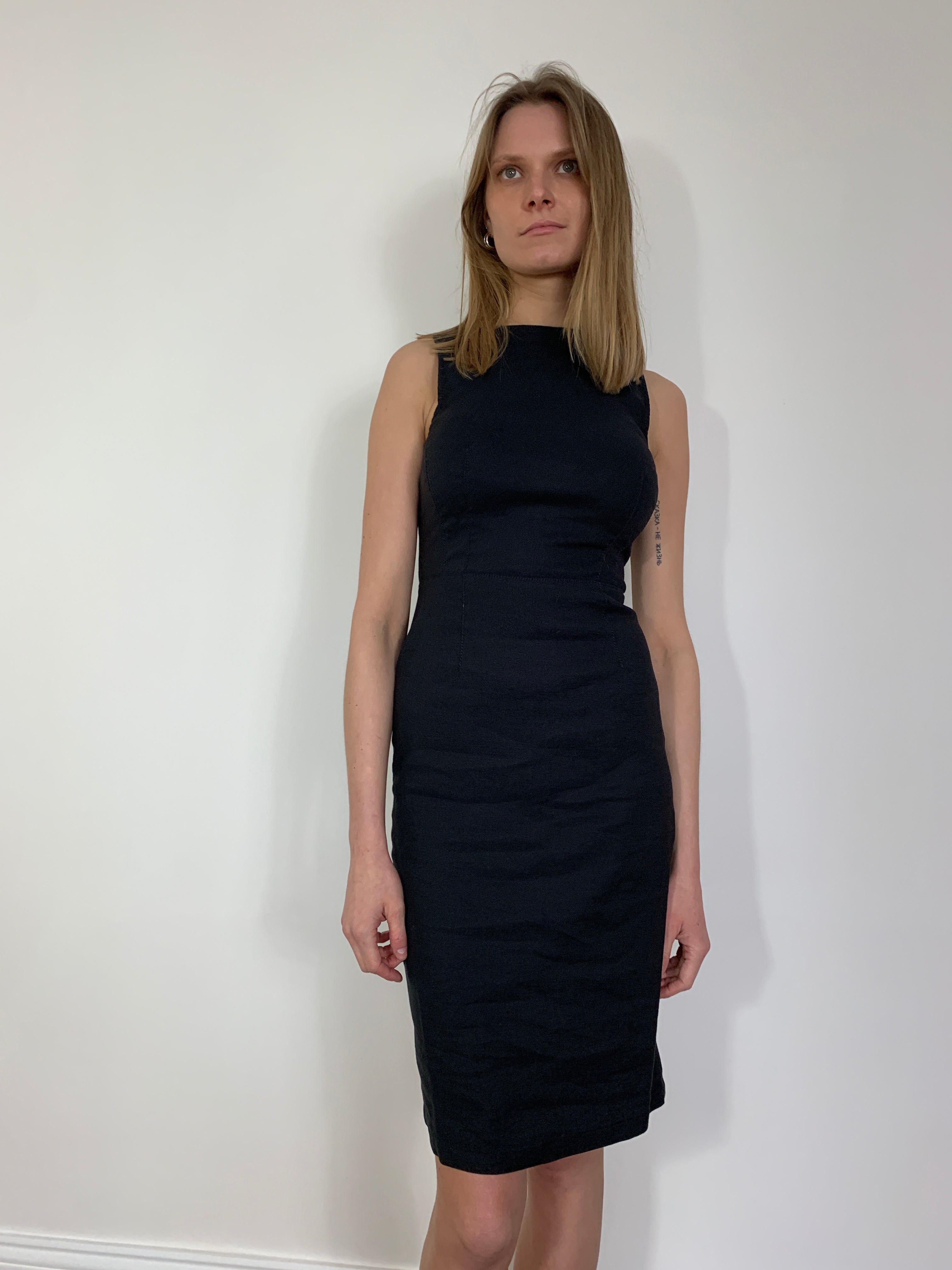 The perfect little black dress by Armani J – 