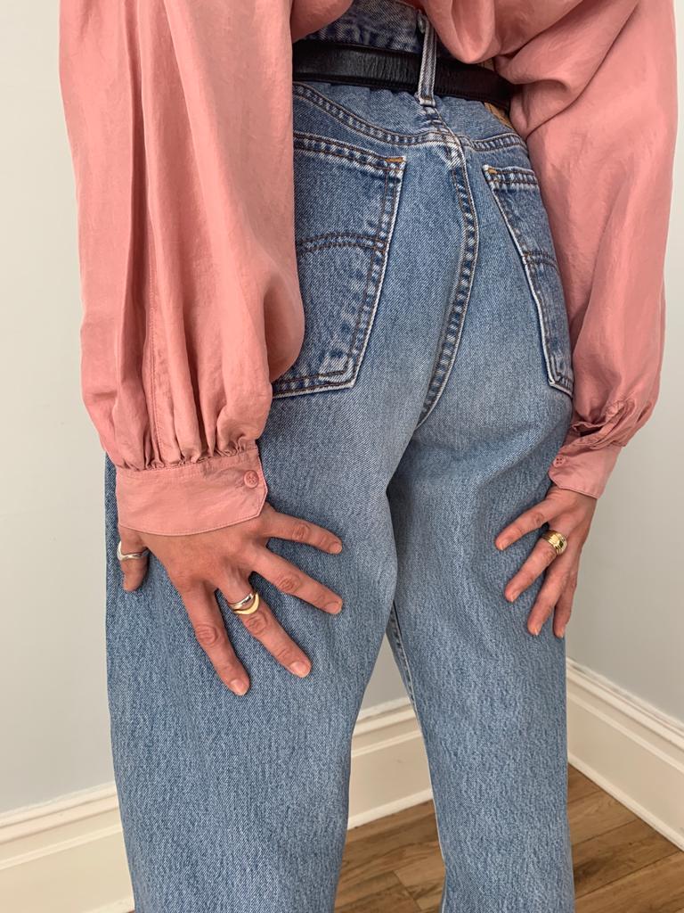 Vintage Levis high waisted loose tapered jeans W32 – 