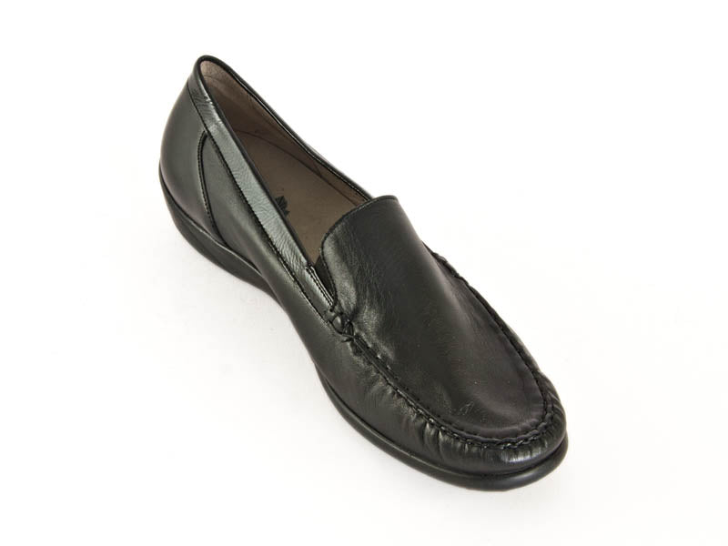 ladies black leather loafers