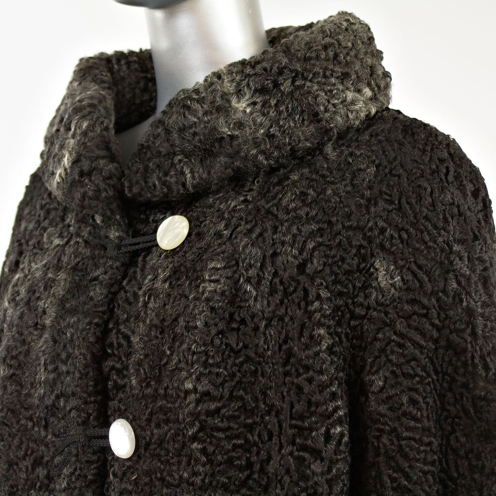 Curly Lamb Jacket- Size M (Vintage Furs) | VintageFurs