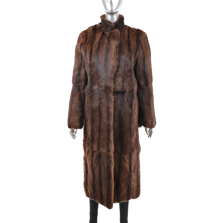 Dyed Squirrel Fur Coat Size M | VintageFurs