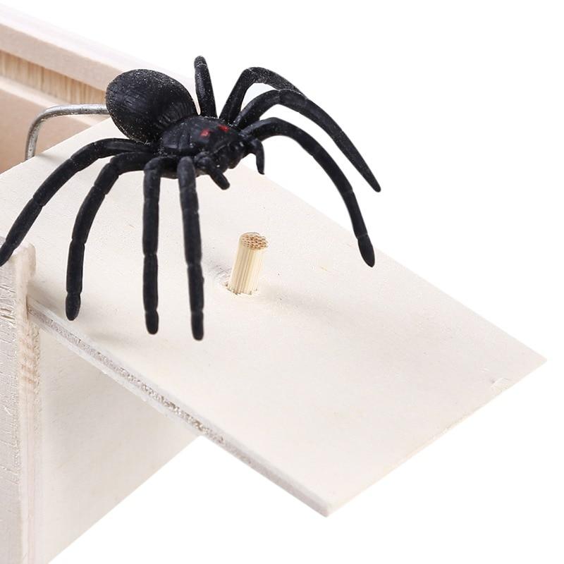 spider box prank