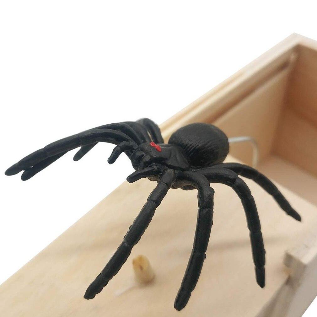 spider box prank