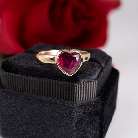 Ruby heart gold ring
