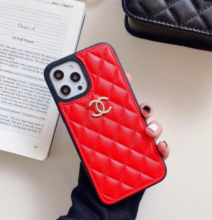 CHANEL CLASSIC CASE FOR IPHONE XII PRO MAX WITH CHAIN  idusemiduedutr