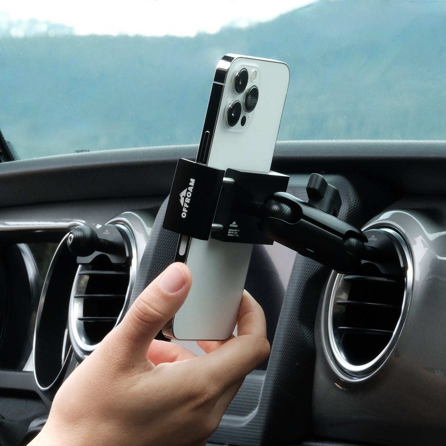 Jeep Wrangler JL/JLU 4x4 Phone Mount & Gladiator JT Phone Holder – Offroam