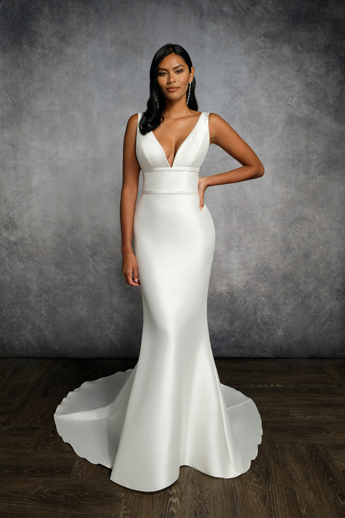 Dresses for your winter wedding | Luxe Redux Bridal