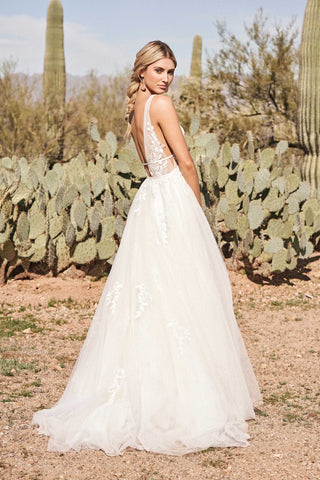 The White Boho Dress of your Dreams | Fashion | Lone Star Looking Glass