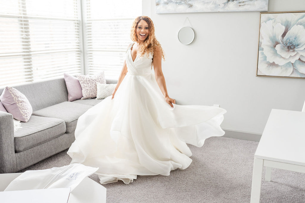 How to shop for a wedding dress online