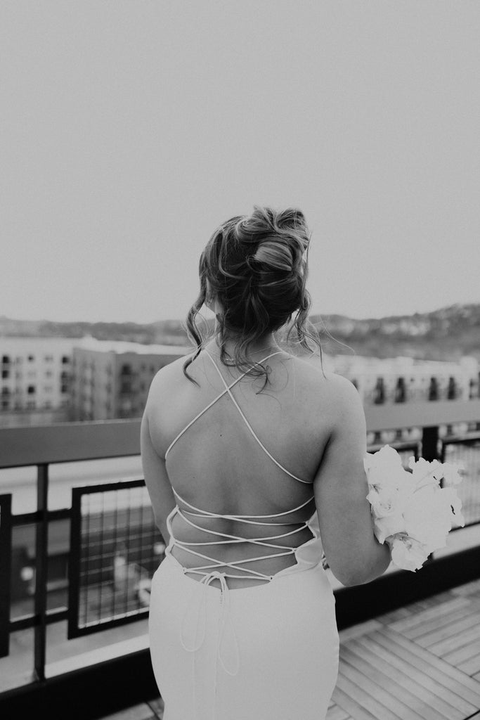 Downtown Pittsburgh Rooftop Wedding Inspo 