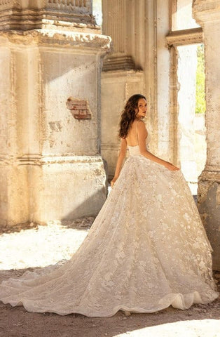 Eva Lendel Sample Sale - Minimalist Wedding Dresses, Laima Bridal