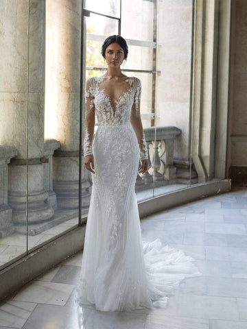 Shop 300+ Long Sleeve Wedding Dresses Online - Designer Bridal Gowns with  Lace, High Neck, - Luxe Redux Bridal