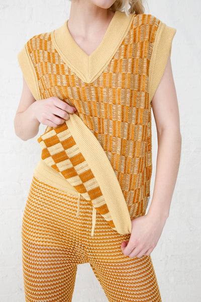 Rejina Pyo Sadie Vest Linen Blend in Brown front detail