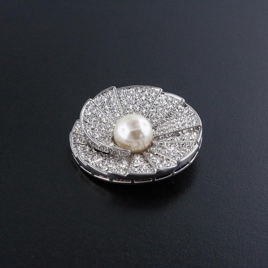 Spiral Pin with Pearl Center – Giavan