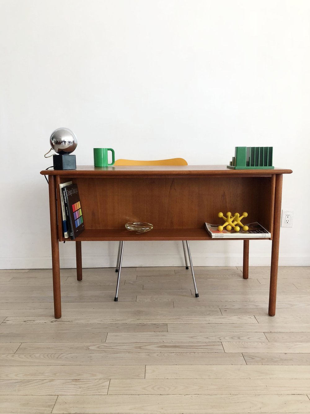 danish desk