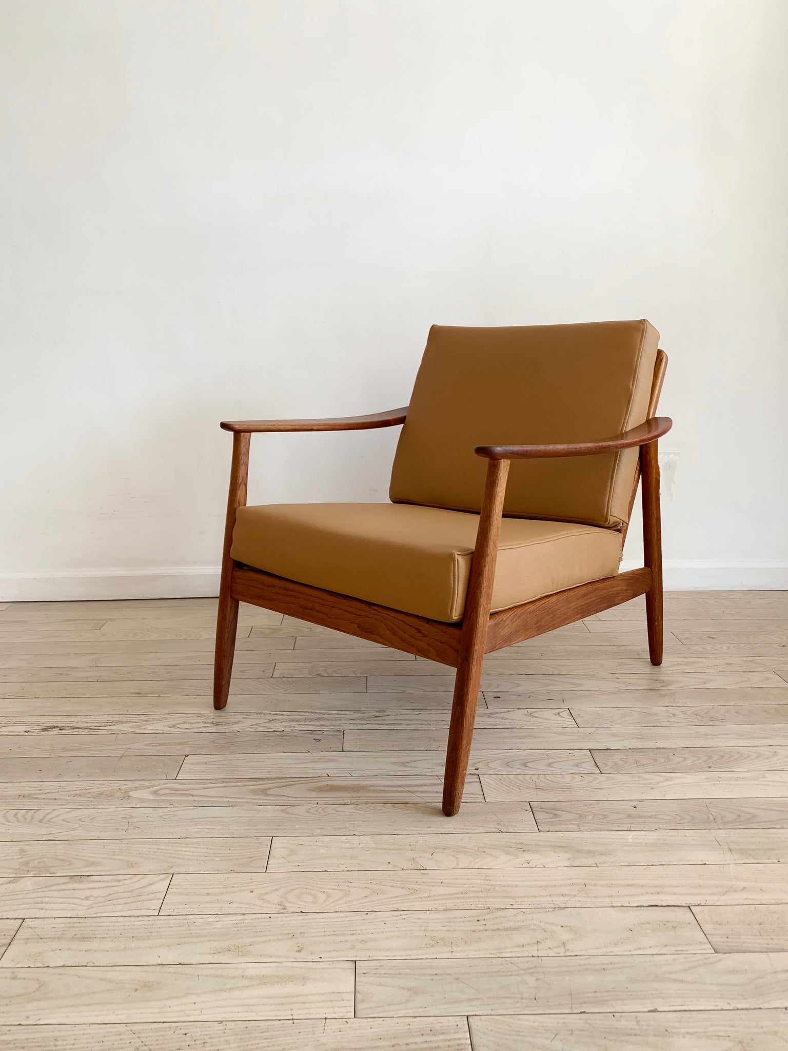 1960s lounge chair