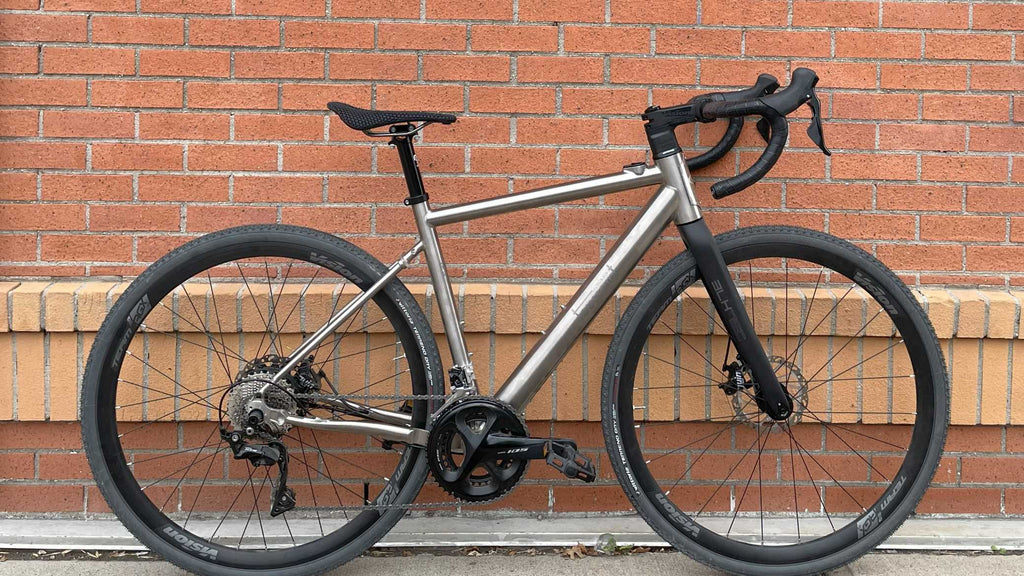 Le Taureau Titanium All-Road E-Bike