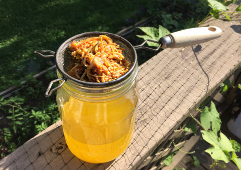 extracting honeysuckle oil