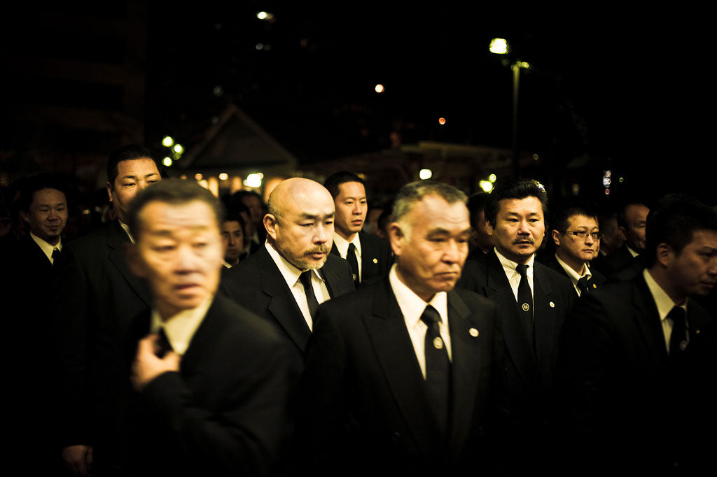 yakuza-in-suit