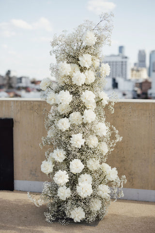 floral arch arrangement