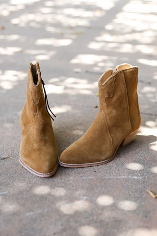 Kariella Free People Suede Boots