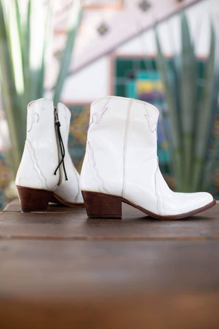 New Frontier Boot - Kariella