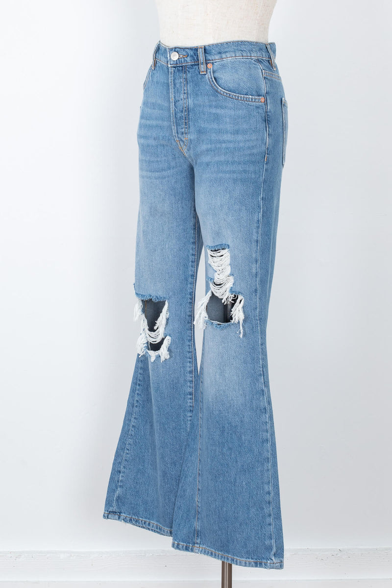 Women's distressed flare jeans | Kariella