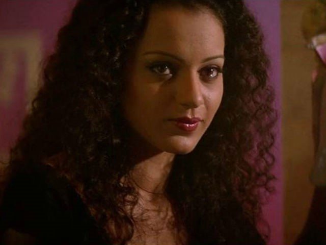 Kangana with curls