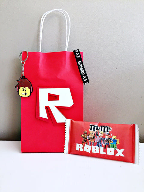 Roblox Party Box The Party Box Company Boxes Of Awesome - roblox picture frame roblox photo booth frame
