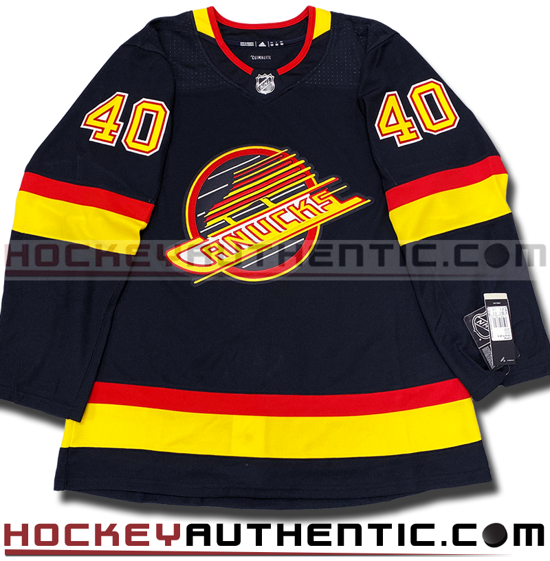 elias pettersson canucks jersey