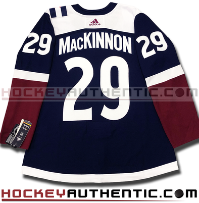 avalanche third jersey