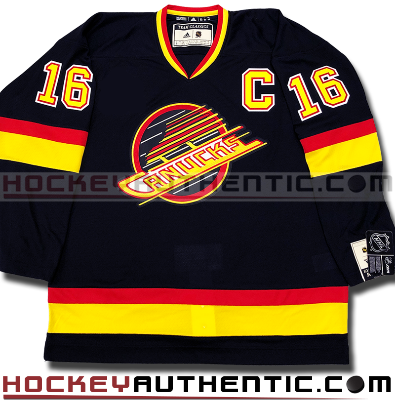 canucks black jersey