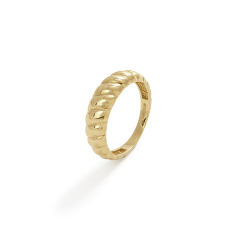 14K Gold Scalloped Ring