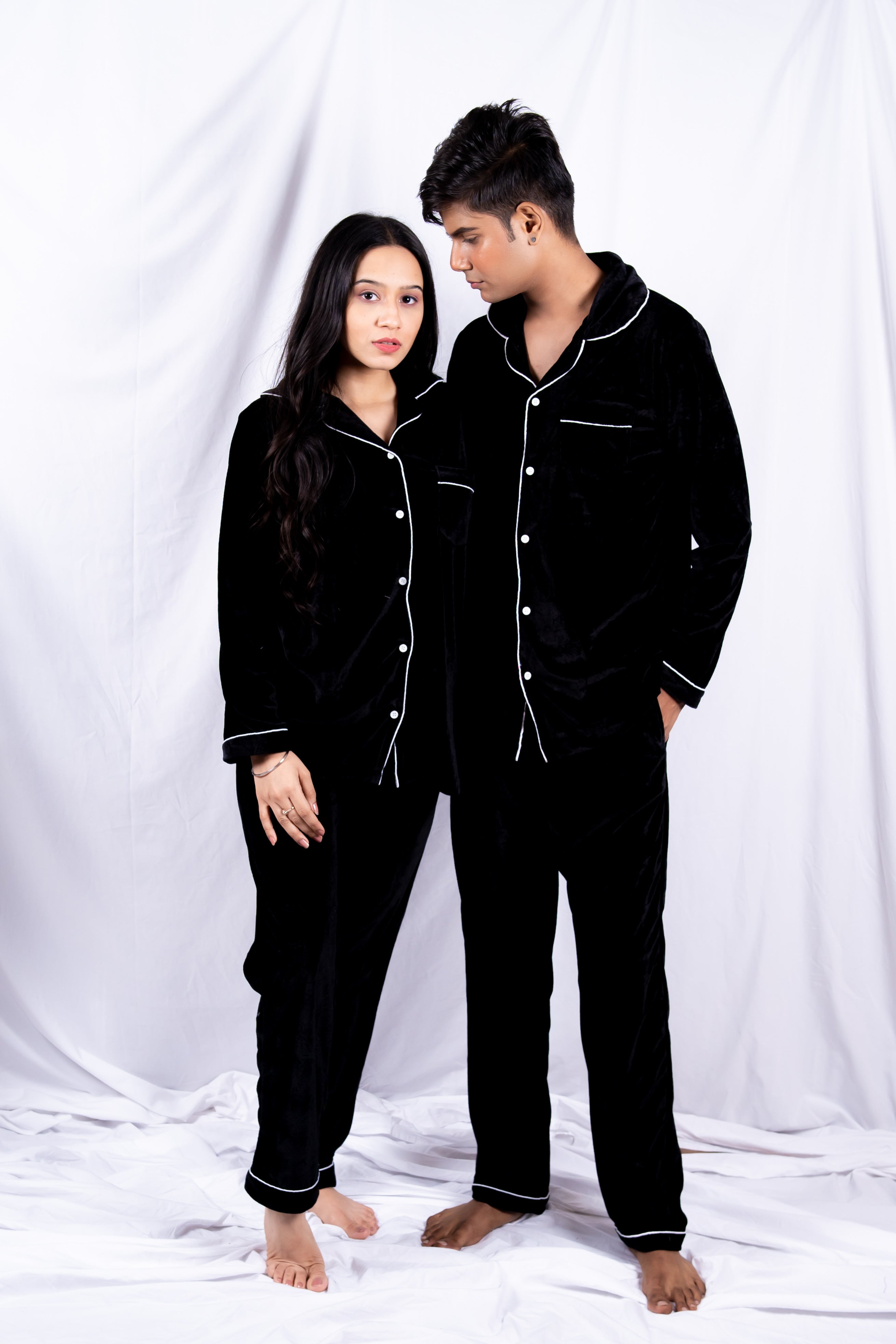 Unisex Cotton Flano velvet night suits, Black, Semi-Stretchable at Rs  550/piece in Delhi