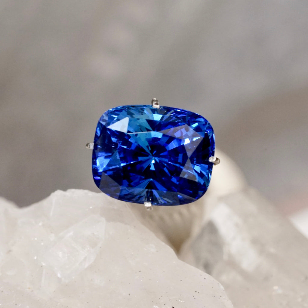 GIA Certified 3.50 Carat Royal Blue Sapphire Round Cut Diamond Ring For  Sale at 1stDibs