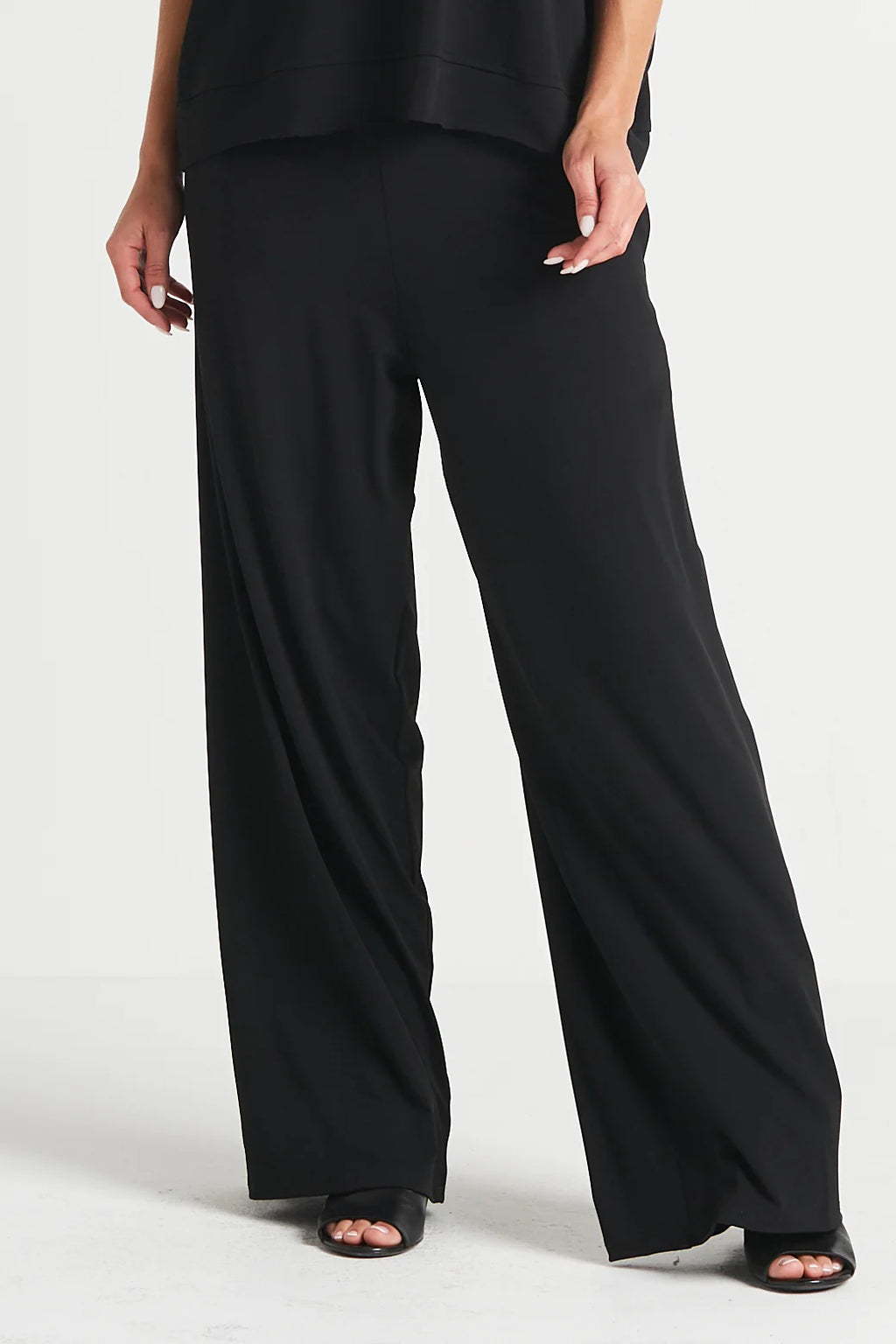 Joseph Ribkoff High-Rise Wide Leg Capri 231066 – Arezzo Jordan Village