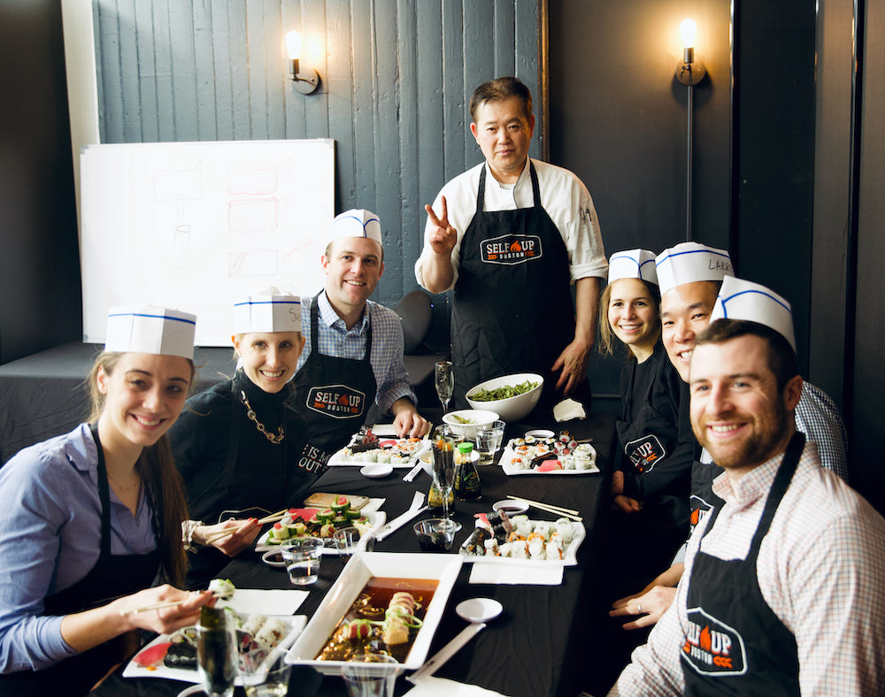 Meet Selfup chefs | Masa Oyamada and students having dinner