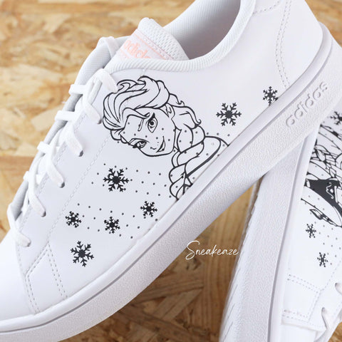 Baskets Adidas stan smith custom dessins sur-mesure elsa et Anna Frozen la reine des neiges Olaf disney airforce 1 custom sneakeaze skz