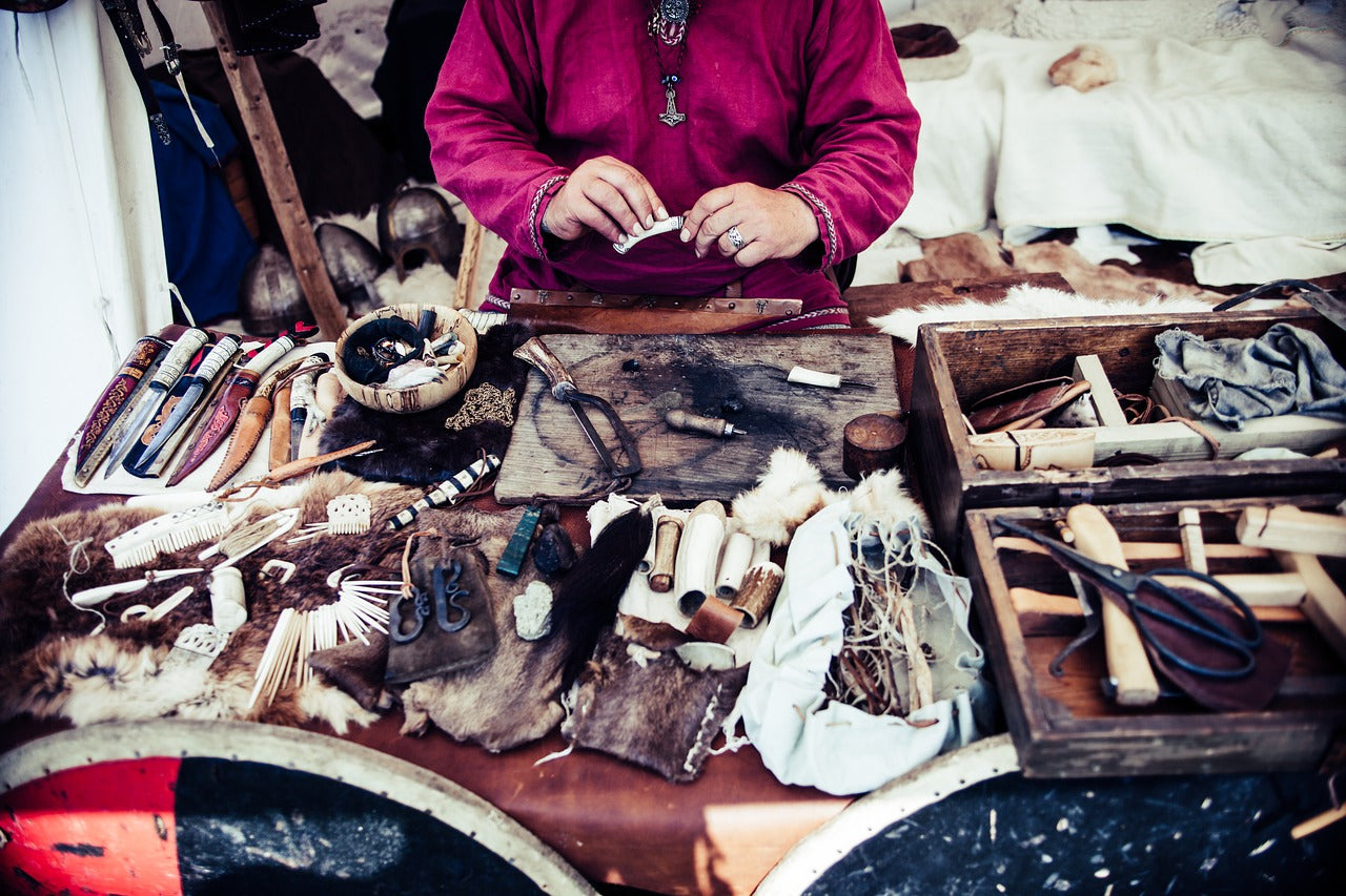 L'histoire du métier de maroquinier et de la fabrication des produits du cuir véritable