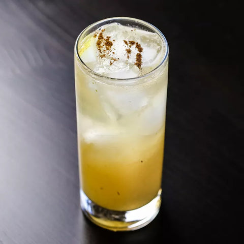 Pear and Elderfower Cocktail