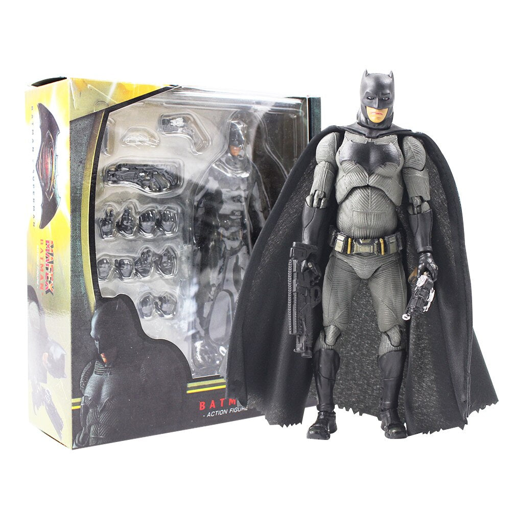 17 Avengers MAFEX  Batman v Superman: Dawn of Justice Batman PVC -  Supply Epic